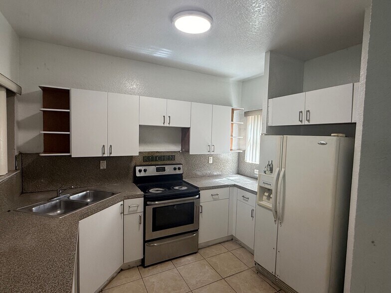 More Photos Of 609 SW 10th St, Homestead Specialty For Sale