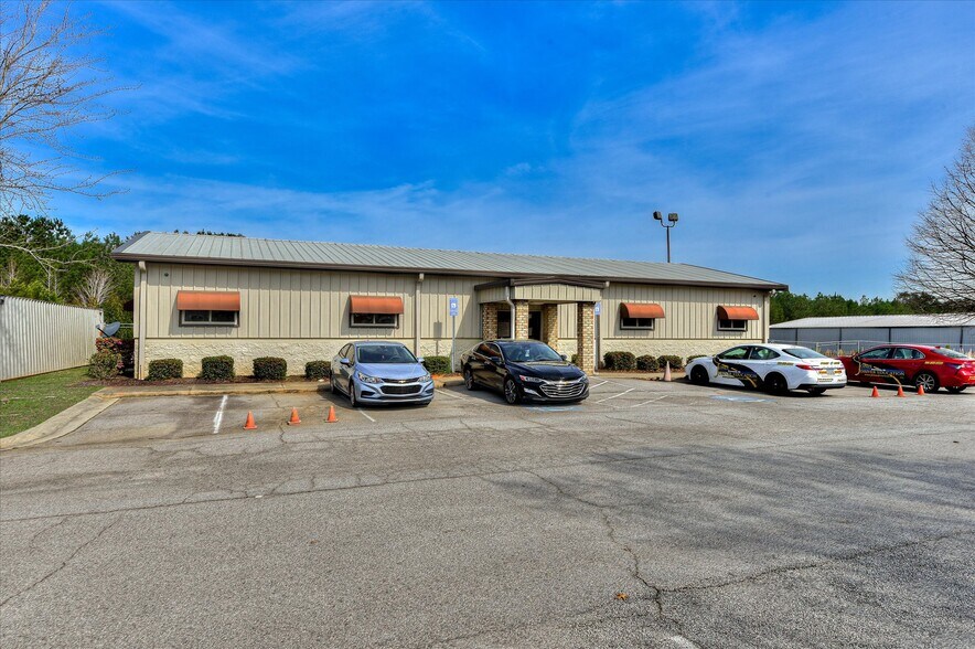 More Photos Of 1950 International Ct, Grovetown Office For Sale