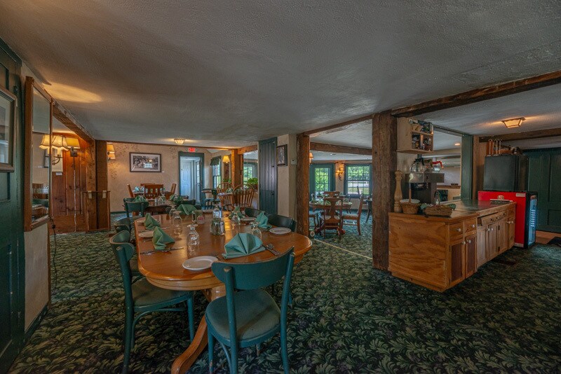 More Photos Of 132 Landgrove Rd, Landgrove Hotel For Sale