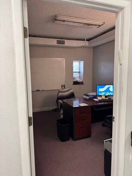 More Photos Of 280 W Central Blvd, Cape Canaveral Manufacturing For Lease