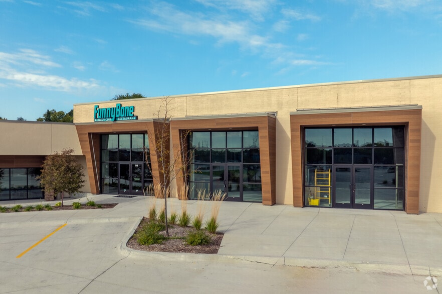 More Photos Of 606-780 N 114th St, Omaha Unknown For Lease