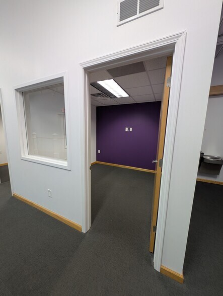 More Photos Of 5221-5223 Main St, Buffalo Freestanding For Lease