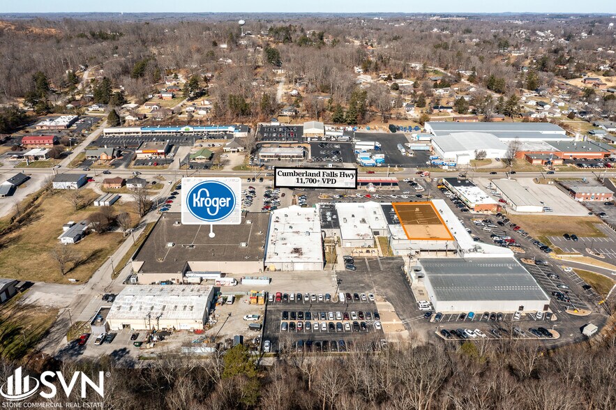 More Photos Of 1001-1029 Cumberland Falls Hwy, Corbin Storefront For Lease