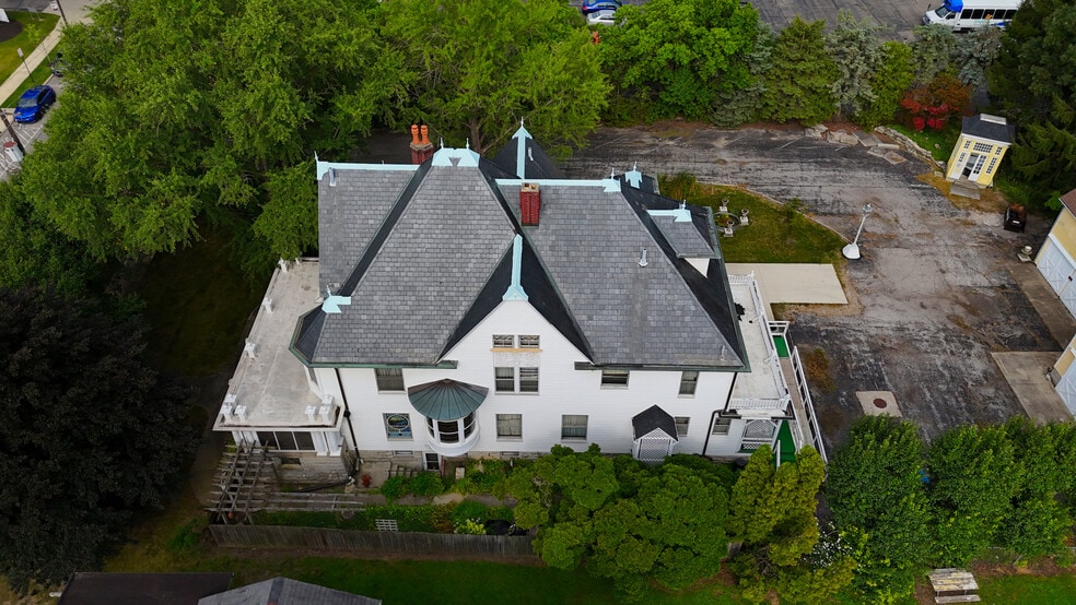 More Photos Of 364 E Church St, Marion Multifamily For Sale