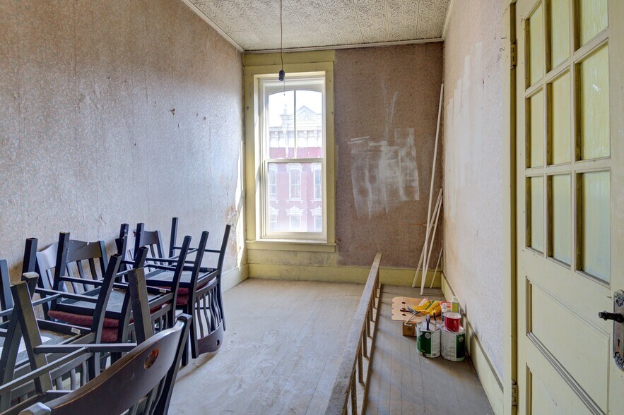 More Photos Of 19-21 W Main St, Johnstown Restaurant For Sale