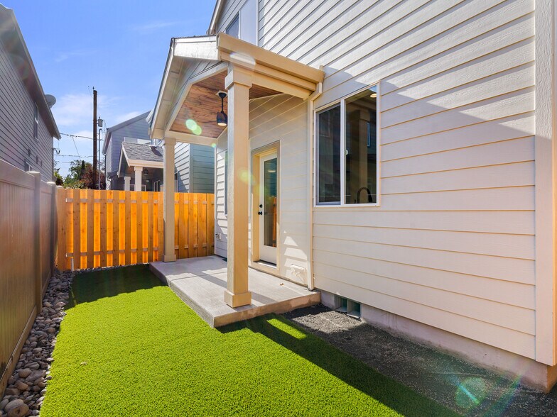 More Photos Of , Portland Specialty For Sale