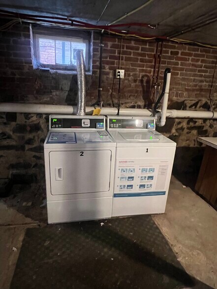 More Photos Of 259 Grove St, New Britain Apartments For Sale