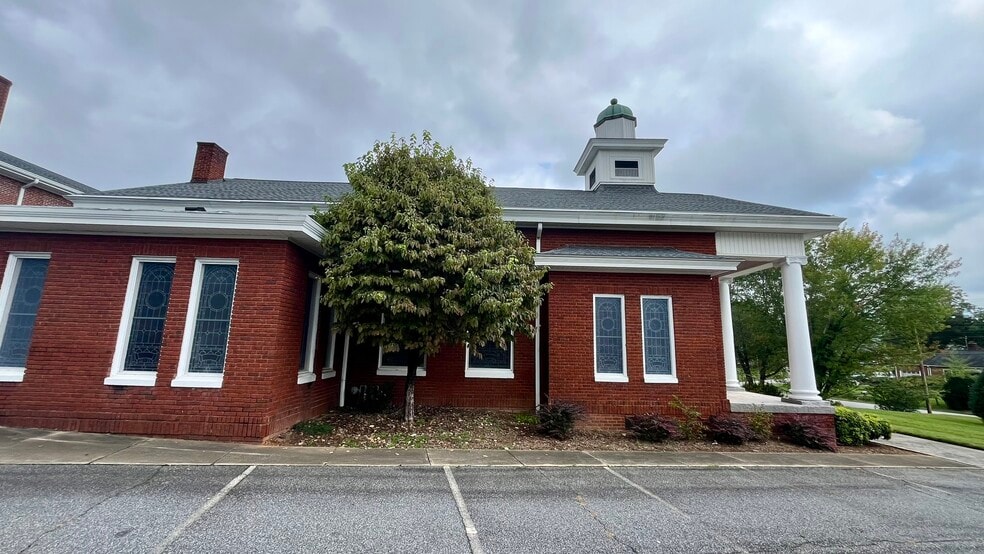 More Photos Of 1373 Delwood Dr SW, Lenoir Religious Facility For Sale