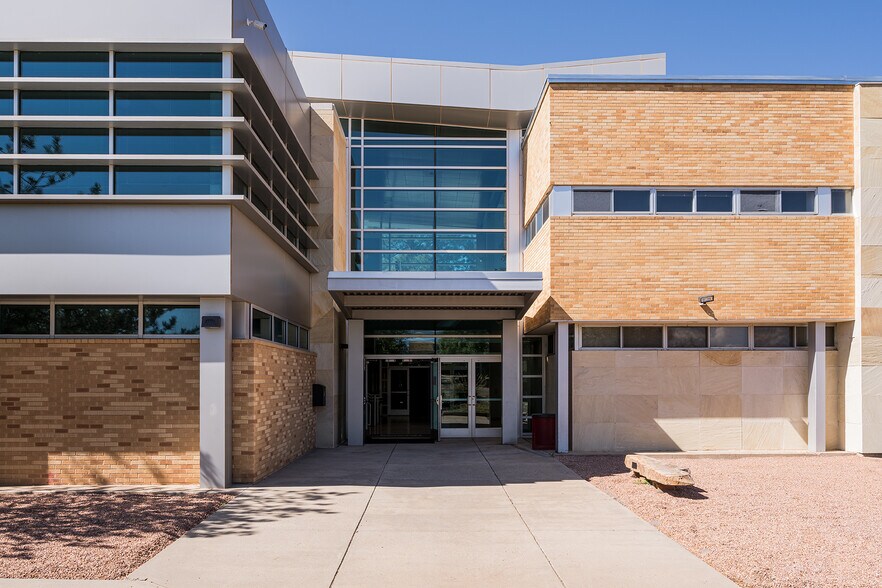 More Photos Of 1600 Saint Michaels Dr, Santa Fe Unknown For Lease