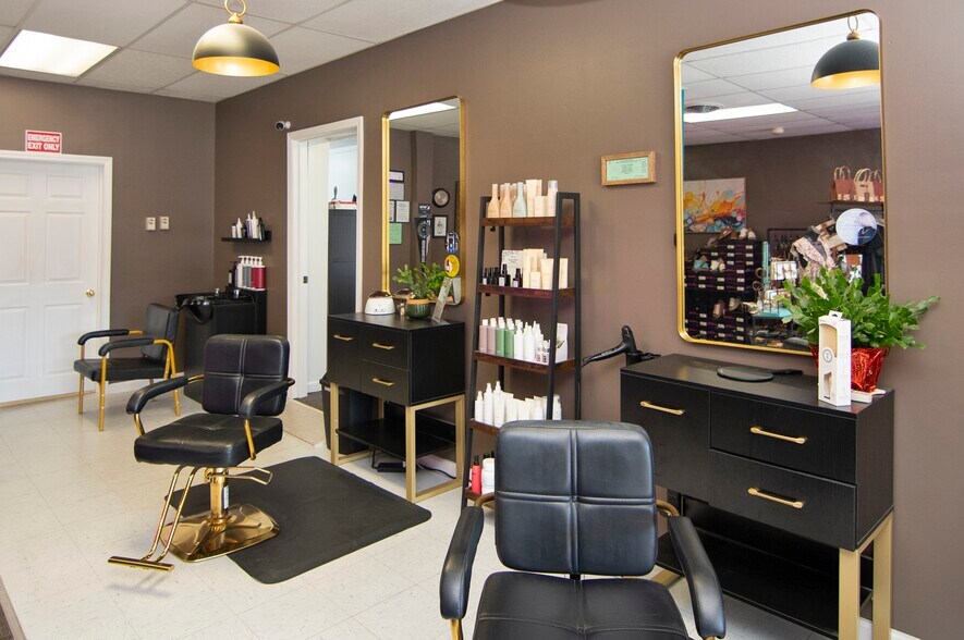 More Photos Of 439 Main Street, Rainelle Storefront Retail Residential For Sale