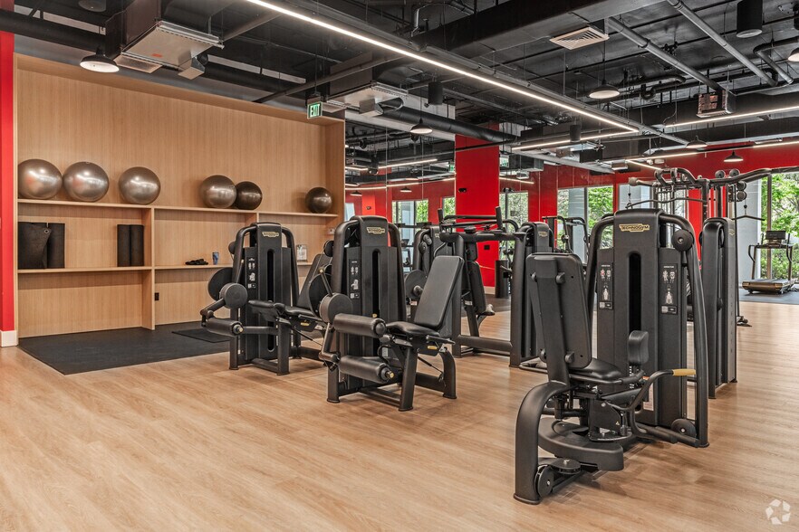 More Photos Of 8175 NW 107th Ave, Doral Apartments For Lease