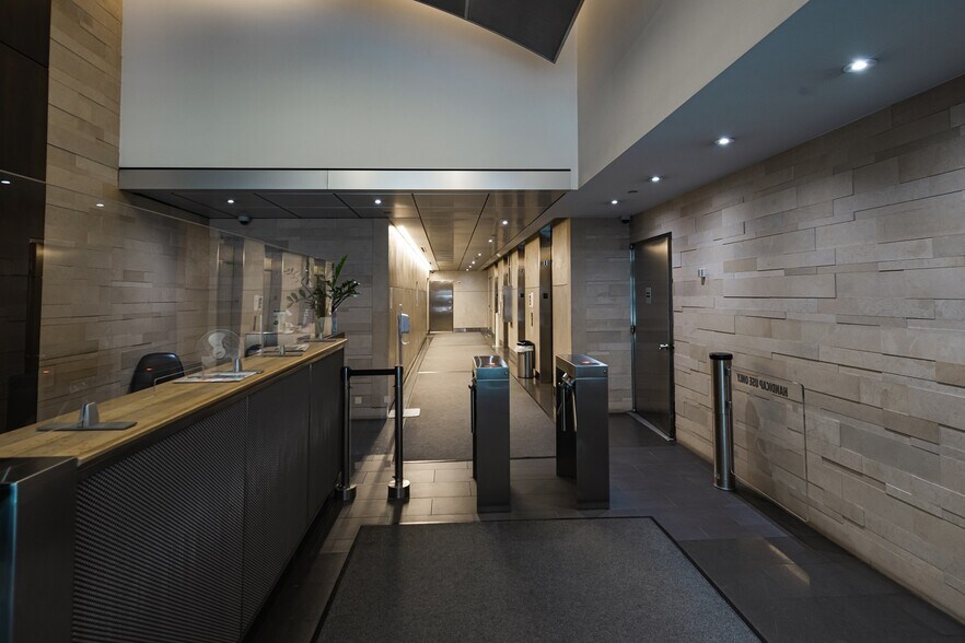 More Photos Of 820 Second Ave, New York Medical For Lease