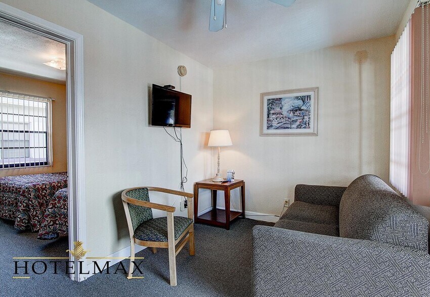 More Photos Of 653 Mandalay Ave, Clearwater Beach Hotel For Sale
