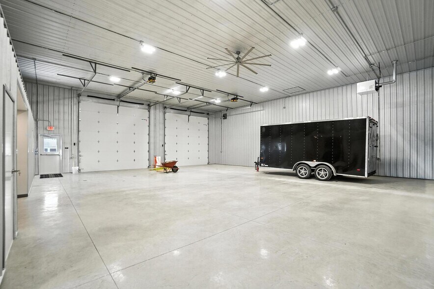 More Photos Of 126 Lotze St, Findlay Flex For Sale