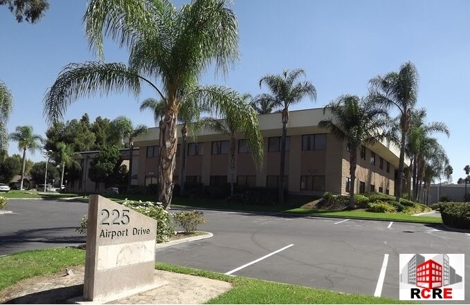 More Photos Of 225 E Airport Dr, San Bernardino Medical For Lease