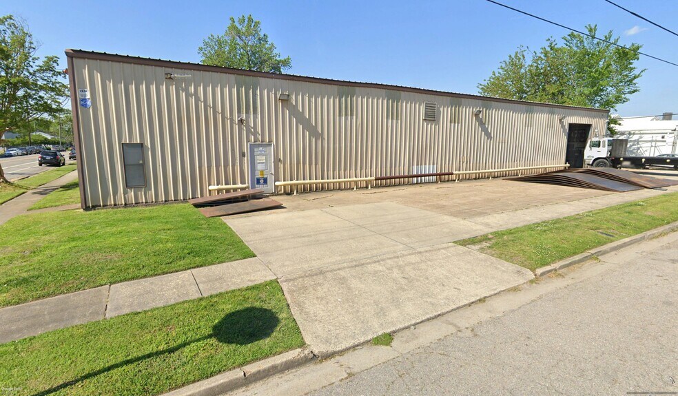 More Photos Of 847 Mt Vernon Ave, Portsmouth Warehouse For Lease