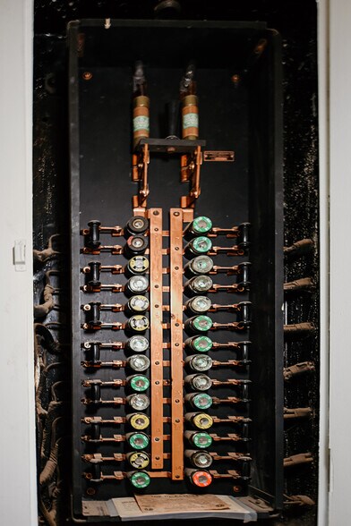 More Photos Of 200 E Vista St, Bisbee Movie Radio TVStudio For Sale