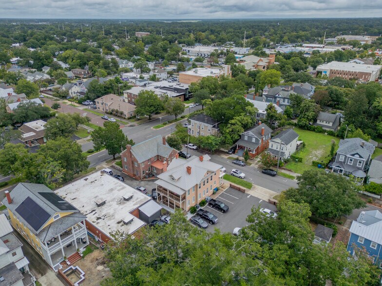 More Photos Of 8 S 7th St, Wilmington Office For Sale