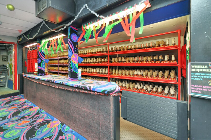 More Photos Of 805 Sater St, Greenville Skating Rink For Sale