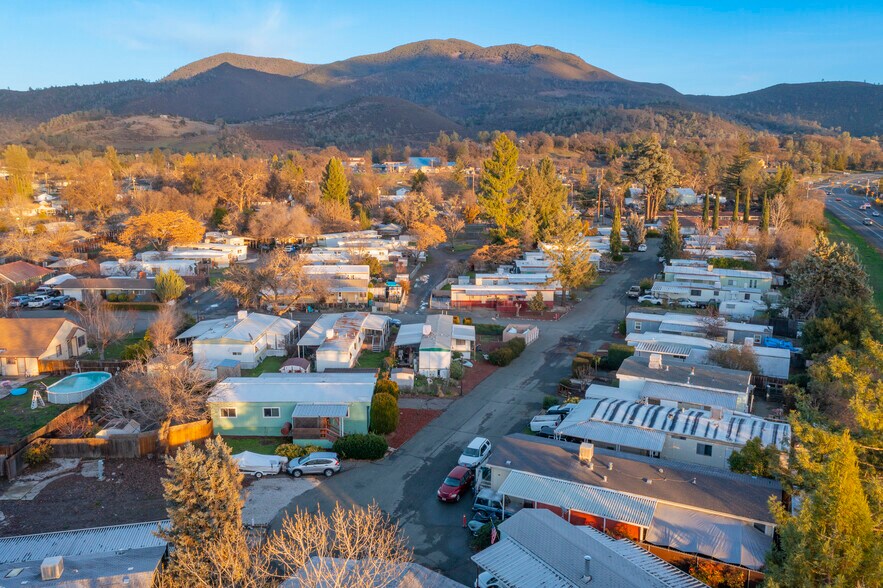 More Photos Of 5495 5th St, Kelseyville Manufactured Housing Mobile Home Park For Sale