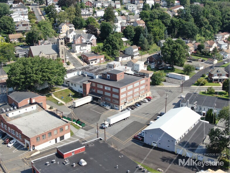 More Photos Of 6 Front Street Plaza, Mohnton Food Processing For Sale