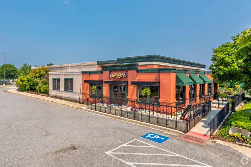 More Photos Of 14050-14368 Baltimore Ave, Laurel Unknown For Lease