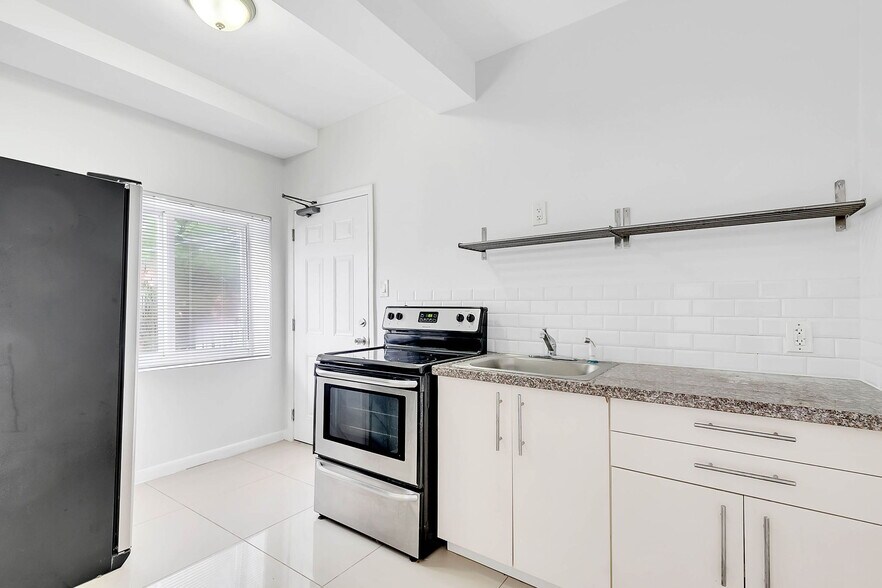 More Photos Of 268 NW 34th St, Miami Apartments For Sale