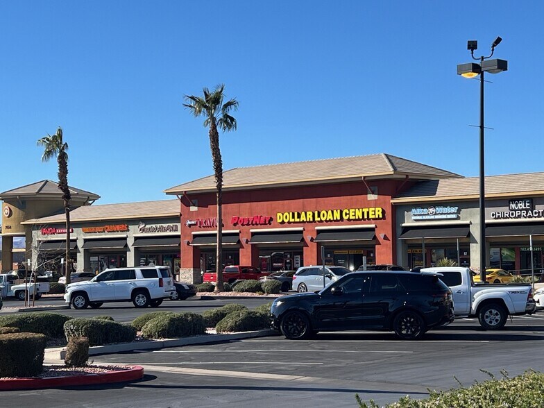 More Photos Of 2642-2650 W Horizon Ridge Pky, Henderson Unknown For Lease