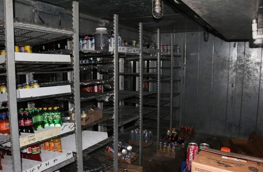 More Photos Of 926 Friendship Rd, Seneca Convenience Store For Lease