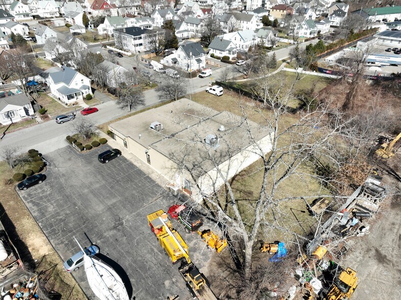 More Photos Of 90-100 Columbia St, Quincy Industrial For Sale