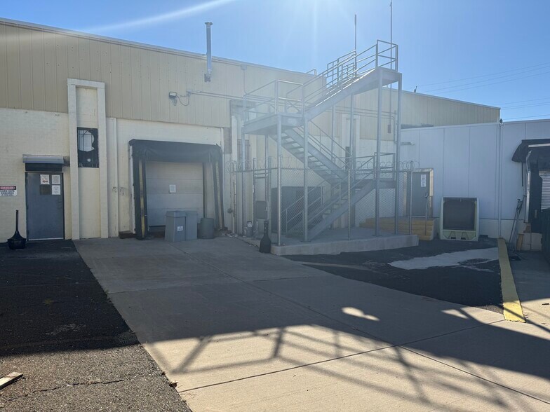More Photos Of 4001 N American St, Philadelphia Warehouse For Lease