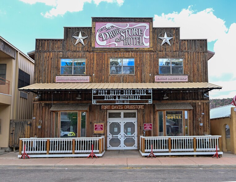 Primary Photo Of 111 N State St, Fort Davis Hotel For Sale