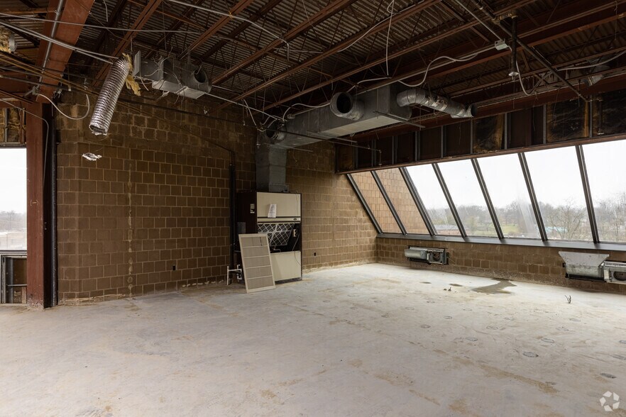 More Photos Of 4243 Hunt Rd, Cincinnati Medical For Lease