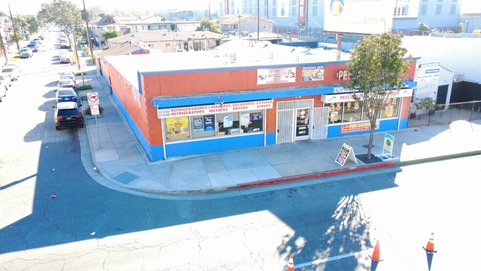 Primary Photo Of 9802-9804 Atlantic Ave, South Gate Restaurant For Lease