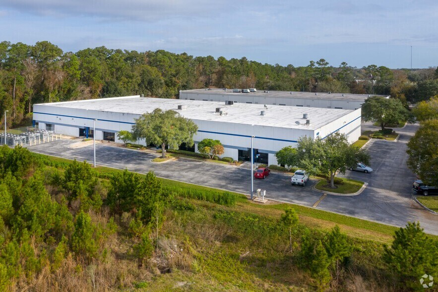 More Photos Of 6602 Executive Park Ct, Jacksonville Industrial For Lease