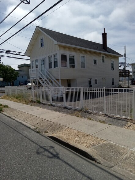 More Photos Of 201 Blaine Ave, Seaside Heights Apartments For Sale
