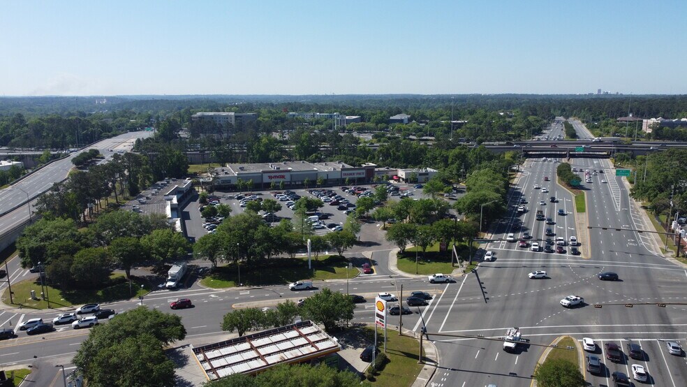More Photos Of 3425 Thomasville Rd, Tallahassee General Retail For Lease
