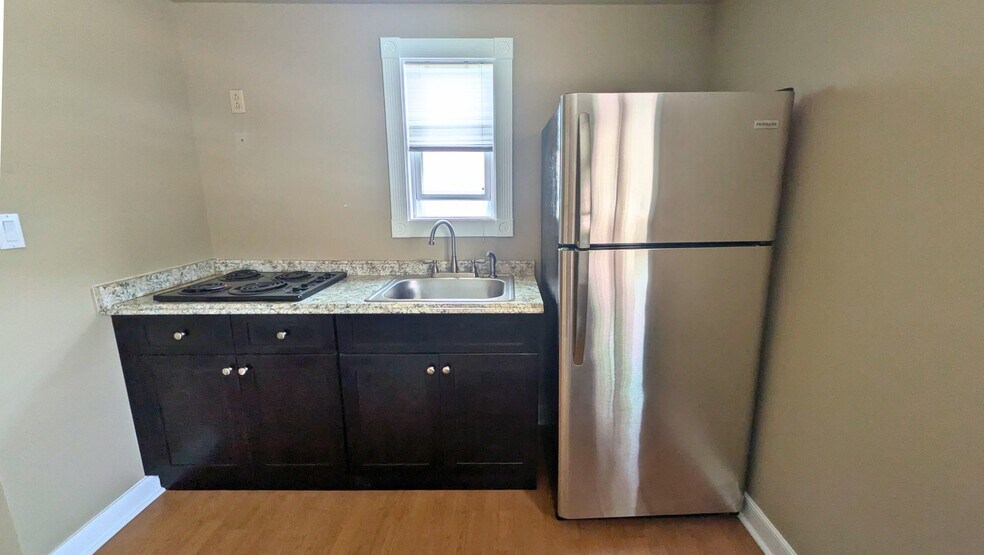More Photos Of 245 Union St, Lodi Office For Sale