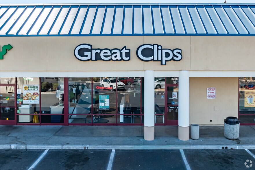 More Photos Of 17080 Bear Valley Rd, Victorville Storefront For Sale