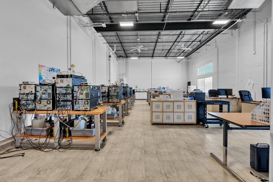 More Photos Of 4760 Castleton Way, Castle Rock Storefront Retail Office For Sale
