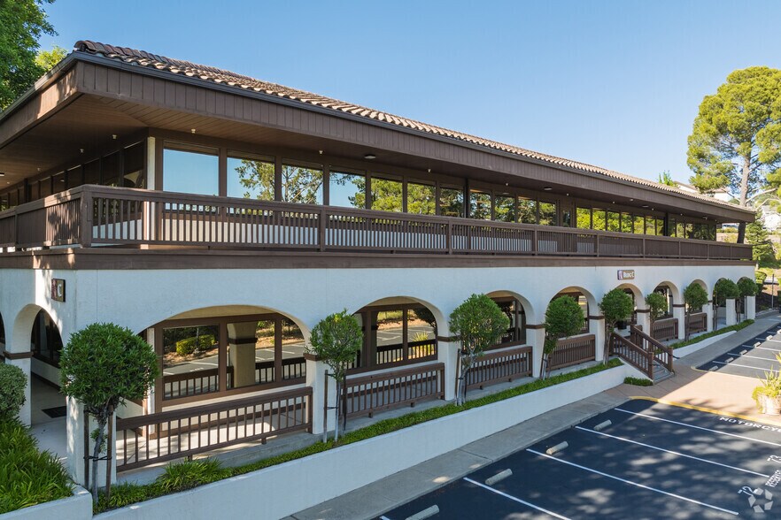 More Photos Of 4 Orinda Way, Orinda Coworking Space