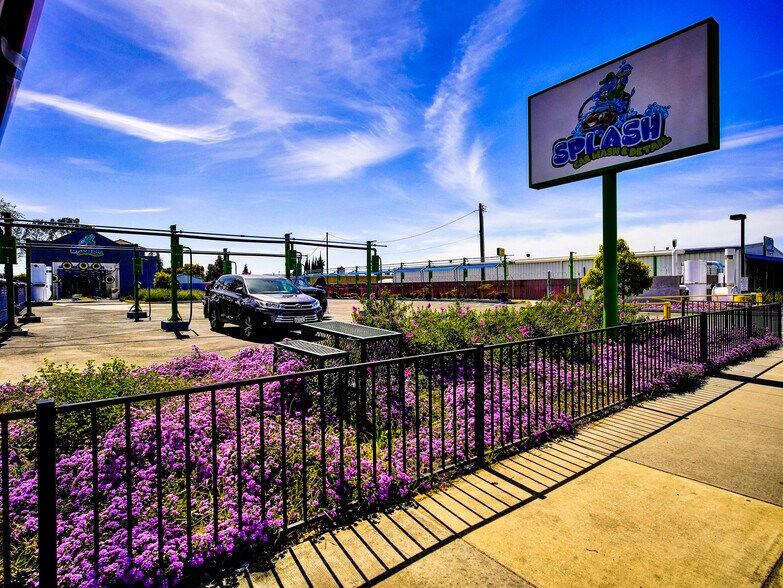 More Photos Of 1810 E Yosemite Ave, Manteca Carwash For Sale