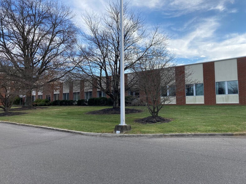 More Photos Of 7500 Shadwell Dr, Roanoke Manufacturing For Lease