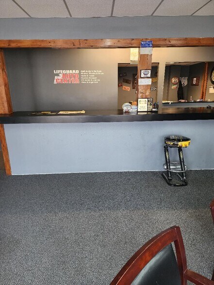 More Photos Of 1530 S 11th St, Nebraska City Auto Repair For Sale