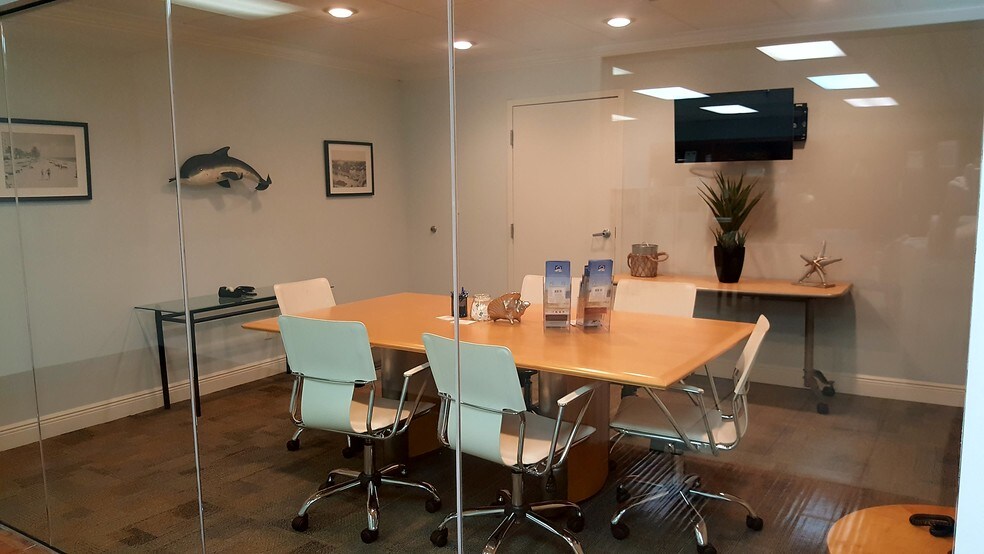 More Photos Of 2313 W Violet, Tampa Medical For Lease