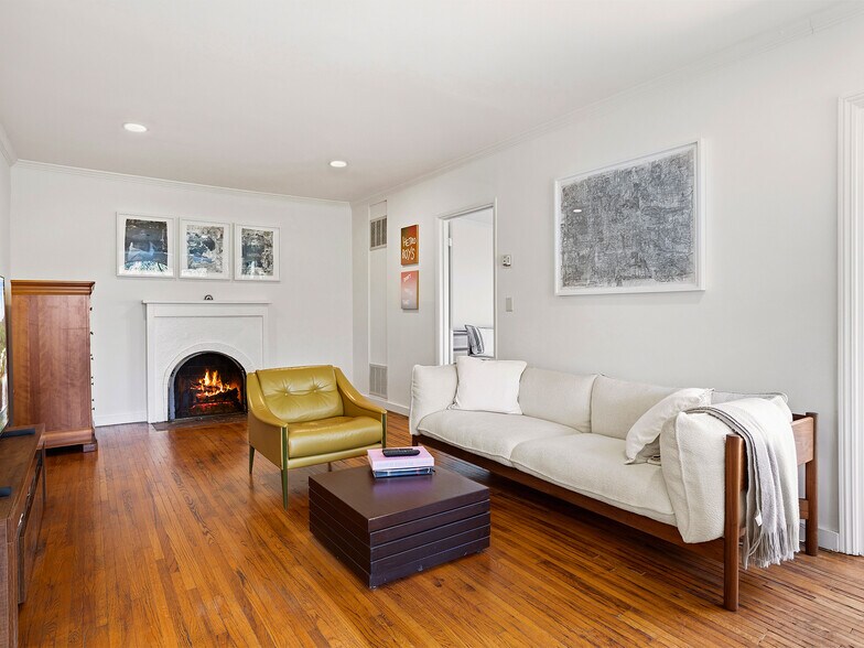 More Photos Of 1825 Altivo Way, Los Angeles Multifamily For Sale