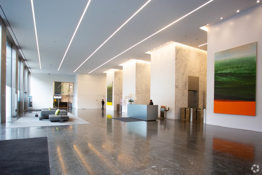 More Photos Of 333 S Grand Ave, Los Angeles Office For Lease