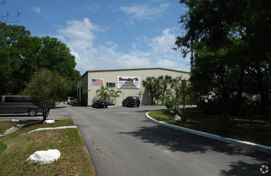 More Photos Of 6995 N 90th Ave, Pinellas Park Warehouse For Lease