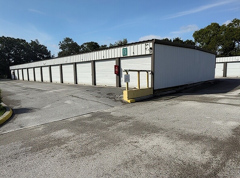 More Photos Of 1424 N Gulf Ave, Crystal River Self Storage For Sale