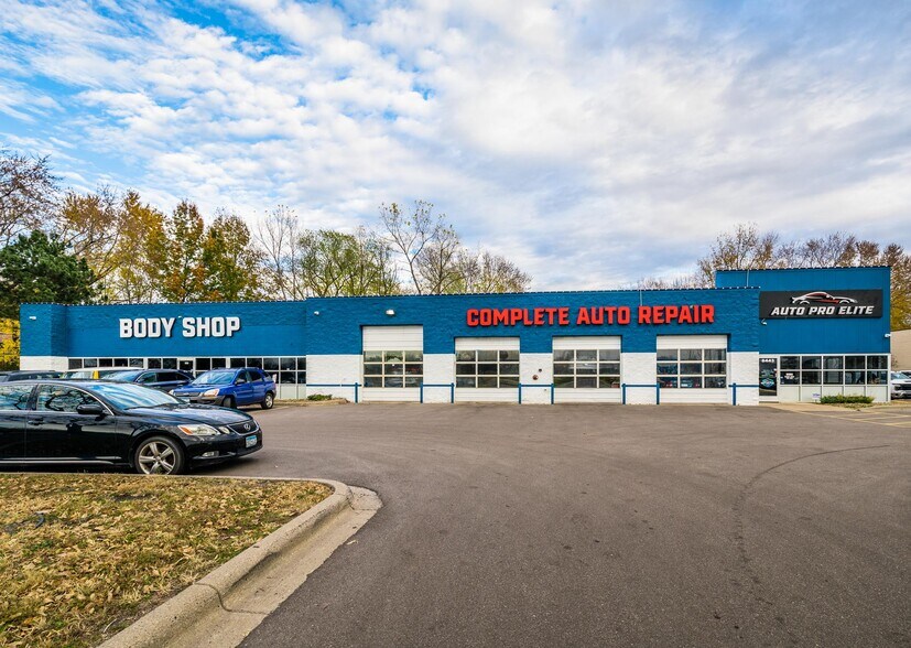 More Photos Of 8443 University Ave NE, Spring Lake Park Auto Repair For Sale